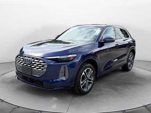 New 2026 Audi Q5 Premium AWD/4WD image 3