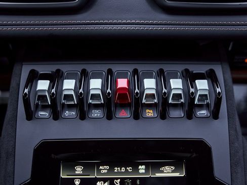 Used 2024 Lamborghini Huracan Tecnica image 74