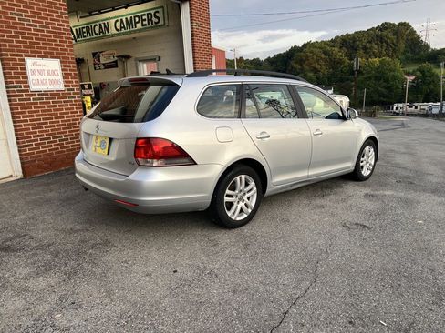 Used 2013 Volkswagen Jetta TDI FWD image 3