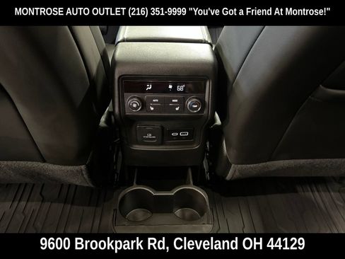 Used 2023 GMC Acadia Denali w/ Black Diamond Edition AWD/4WD image 39