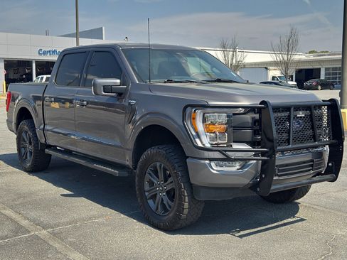 Used 2023 Ford F150 Lariat image 4