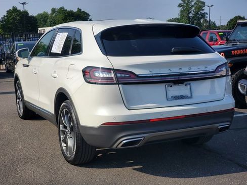 Used 2023 Lincoln Nautilus Reserve AWD/4WD image 3