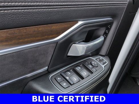 Used 2024 RAM 2500 Laramie image 10