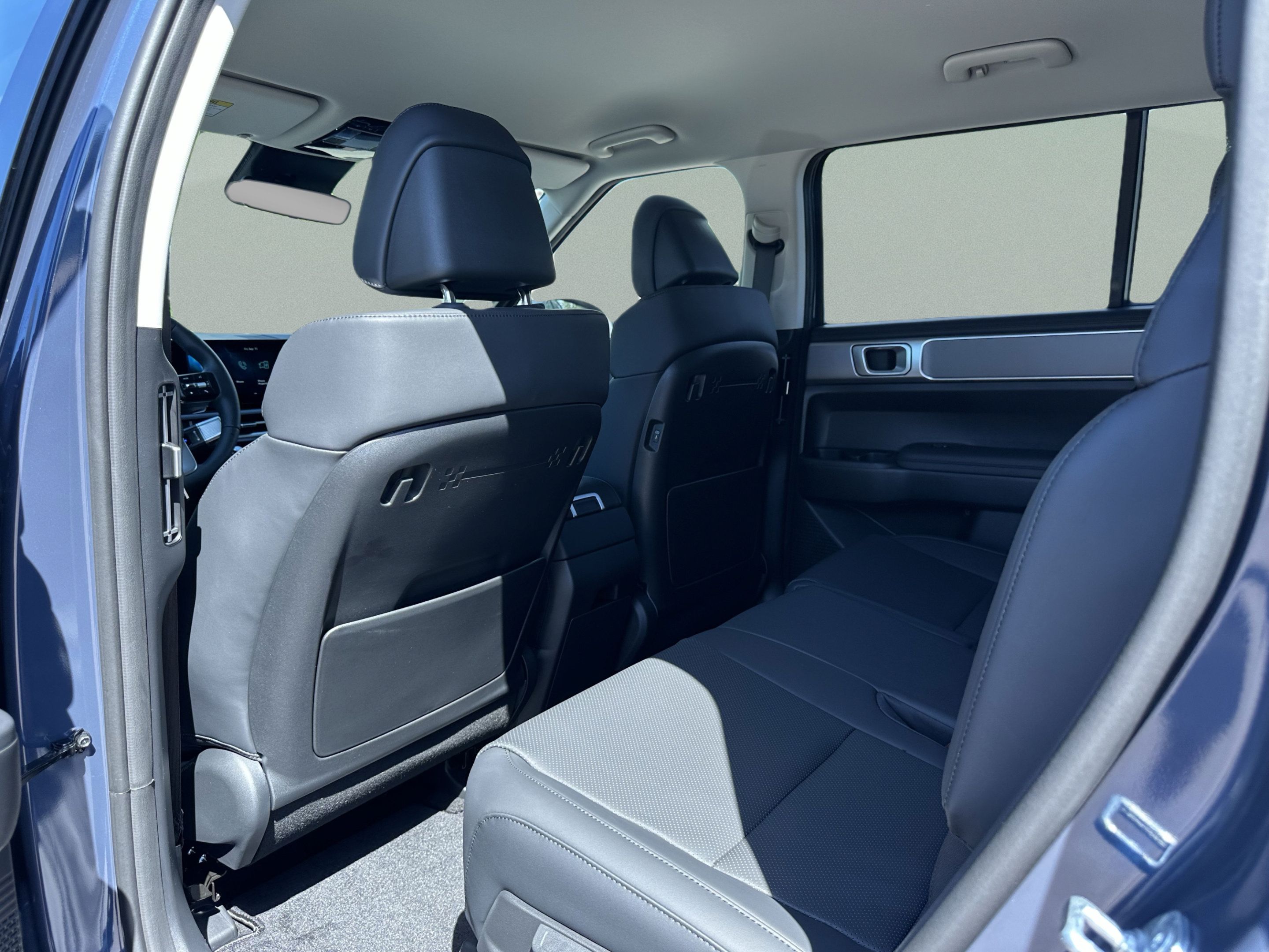 New 2027 Hyundai Santa Fe SEL FWD image 12