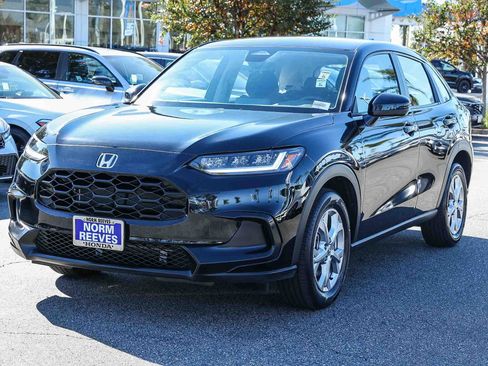 Used 2025 Honda HR-V LX image 3