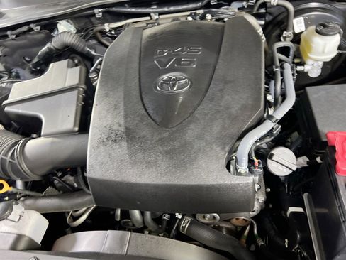 Used 2023 Toyota Tacoma SR5 AWD/4WD image 26