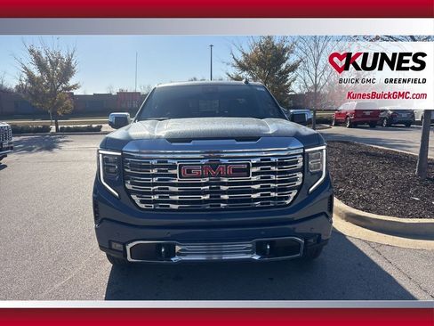New 2026 GMC Sierra 1500 Denali image 2
