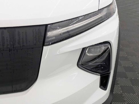 New 2025 Chevrolet Silverado EV W/T image 10