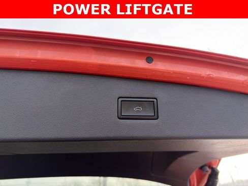 Used 2019 Volkswagen Tiguan SEL image 9