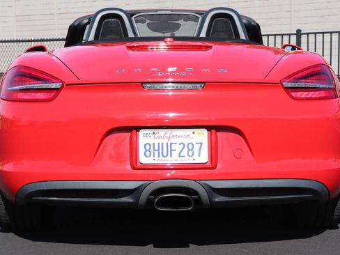 Used 2016 Porsche Boxster image 8
