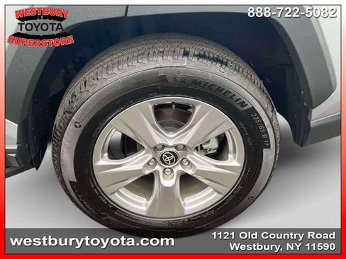 Used 2025 Toyota RAV4 XLE AWD/4WD image 13