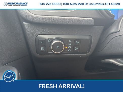 Used 2024 Ford Escape SE image 21