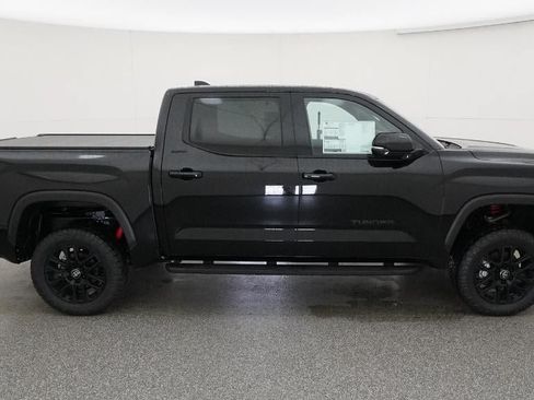 New 2026 Toyota Tundra Limited AWD/4WD image 11