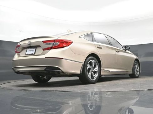Used 2019 Honda Accord EX image 28