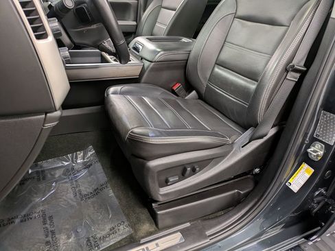 Used 2019 GMC Sierra 3500 Denali w/ LPO, Protection Package image 10