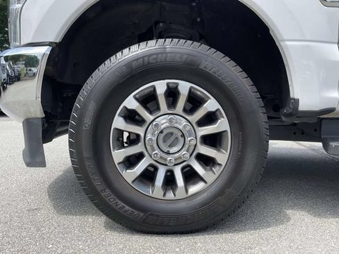 Certified 2020 Ford F250 Lariat w/ Lariat Value Package AWD/4WD image 9