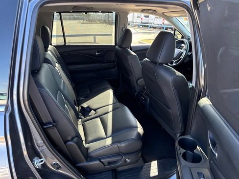 Used 2022 Honda Pilot Special Edition image 12