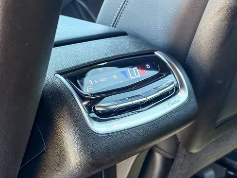 Certified 2024 Cadillac XT6 Luxury w/ LPO, Floor Liner Package FWD image 18