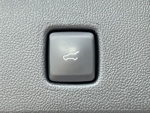 Used 2023 Ford Escape Active w/ Tech Pack #1 AWD/4WD image 31