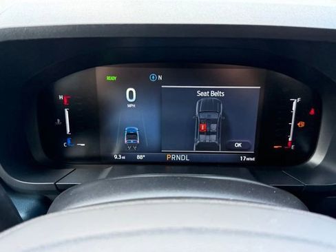 New 2025 Ford Maverick XL image 19