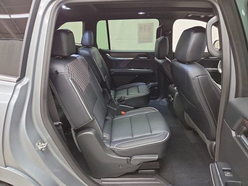 Used 2024 GMC Acadia Denali w/ LPO, Floor Liner Package AWD/4WD image 11