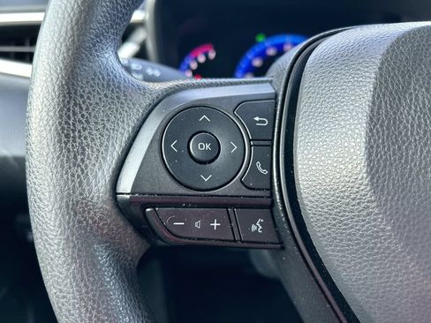 Used 2022 Toyota Corolla LE FWD image 15
