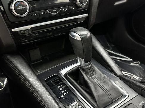 Used 2017 MAZDA MAZDA6 Touring image 16