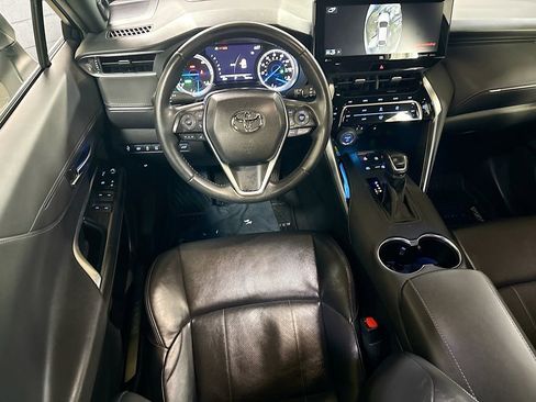 Used 2021 Toyota Venza Limited w/ Advanced Technology Package image 23