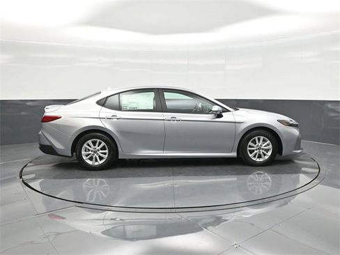 New 2026 Toyota Camry LE image 26