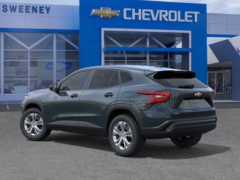 New 2026 Chevrolet Trax LS w/ Driver Confidence Package FWD image 3