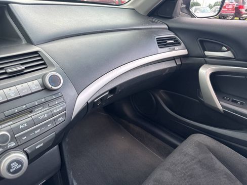 Used 2011 Honda Accord EX image 15