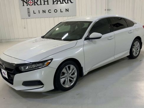 Used 2020 Honda Accord LX image 5