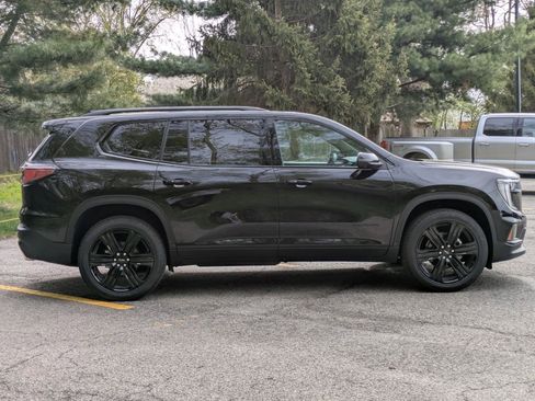 New 2026 GMC Acadia Elevation w/ Black Edition AWD/4WD image 8
