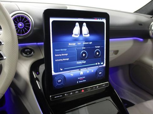 Used 2024 Mercedes-Benz SL 43 AMG image 32