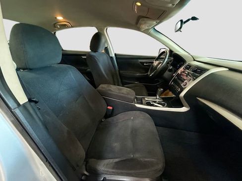 Used 2014 Nissan Altima 2.5 S FWD image 25