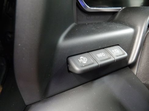 Used 2024 GMC Sierra 1500 AT4 w/ Technology Package AWD/4WD image 48