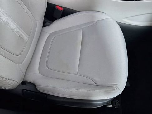 Certified 2025 Hyundai Tucson SEL AWD/4WD image 35