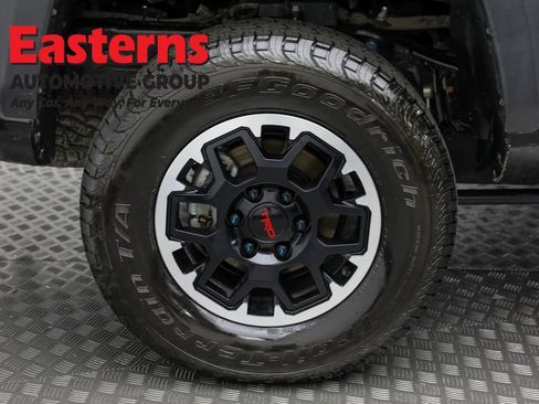 Used 2026 Toyota Tacoma TRD Off-Road AWD/4WD image 30