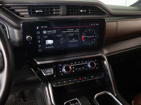 Used 2025 GMC Sierra 1500 Denali Ultimate image 5