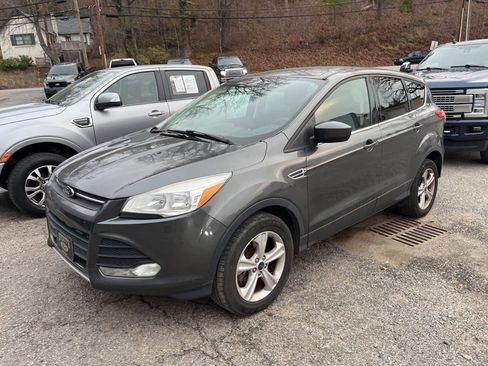 Used 2015 Ford Escape SE image 7