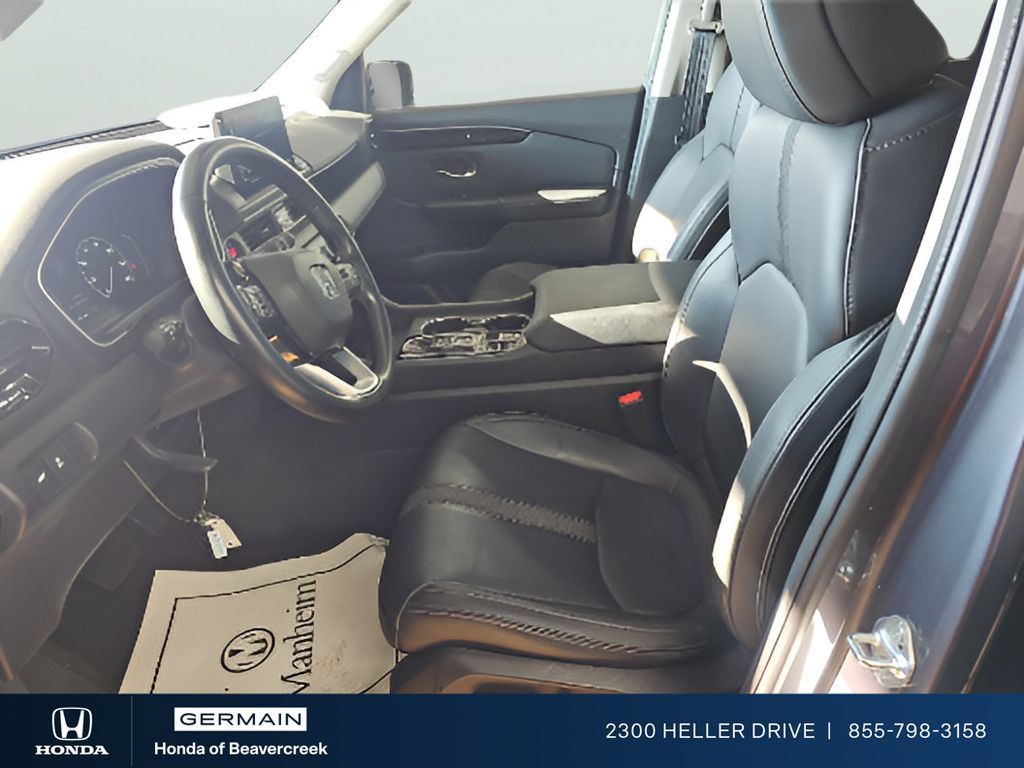 Used 2024 Honda Pilot Touring image 8
