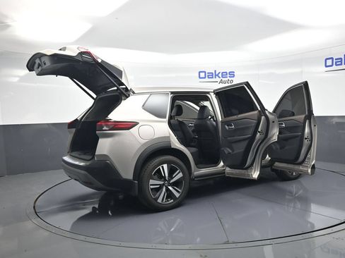 Used 2021 Nissan Rogue SL AWD/4WD image 55