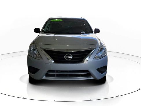 Used 2015 Nissan Versa S image 2