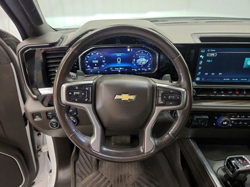 Used 2023 Chevrolet Silverado 1500 LT w/ Z71 Off-Road Package AWD/4WD image 20