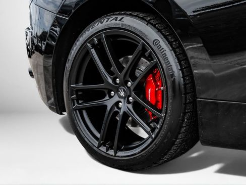 Used 2017 Maserati GranTurismo MC RWD image 46