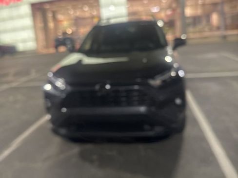 Used 2025 Toyota RAV4 XLE Premium image 7