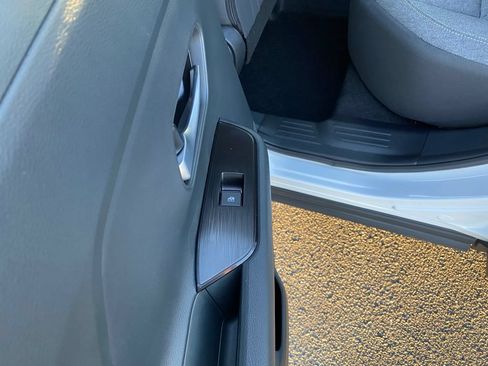 New 2026 Nissan Kicks SV w/ SV Premium Package FWD image 16