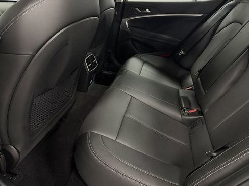 New 2026 Genesis G70 2.5T image 23