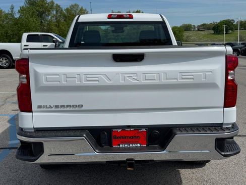 Used 2025 Chevrolet Silverado 1500 W/T RWD image 5