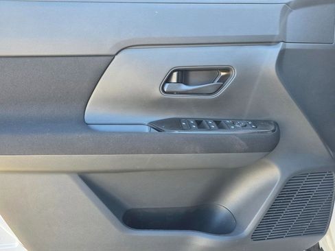 New 2026 Nissan Kicks S image 12